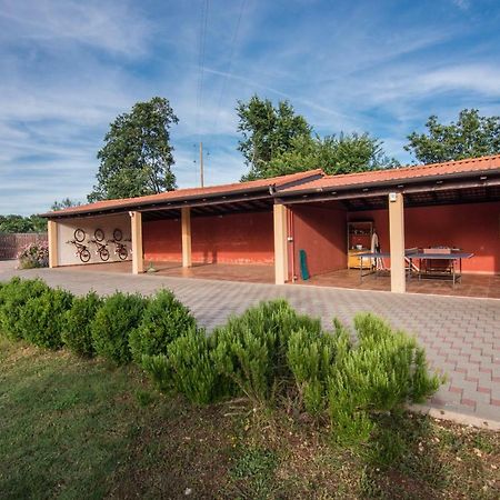 Hacienda Rosemary Villa Muntić Buitenkant foto