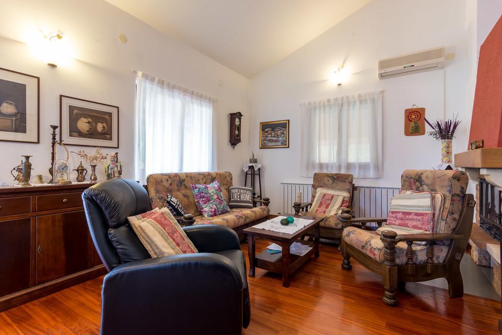 Hacienda Rosemary Villa Muntić Buitenkant foto