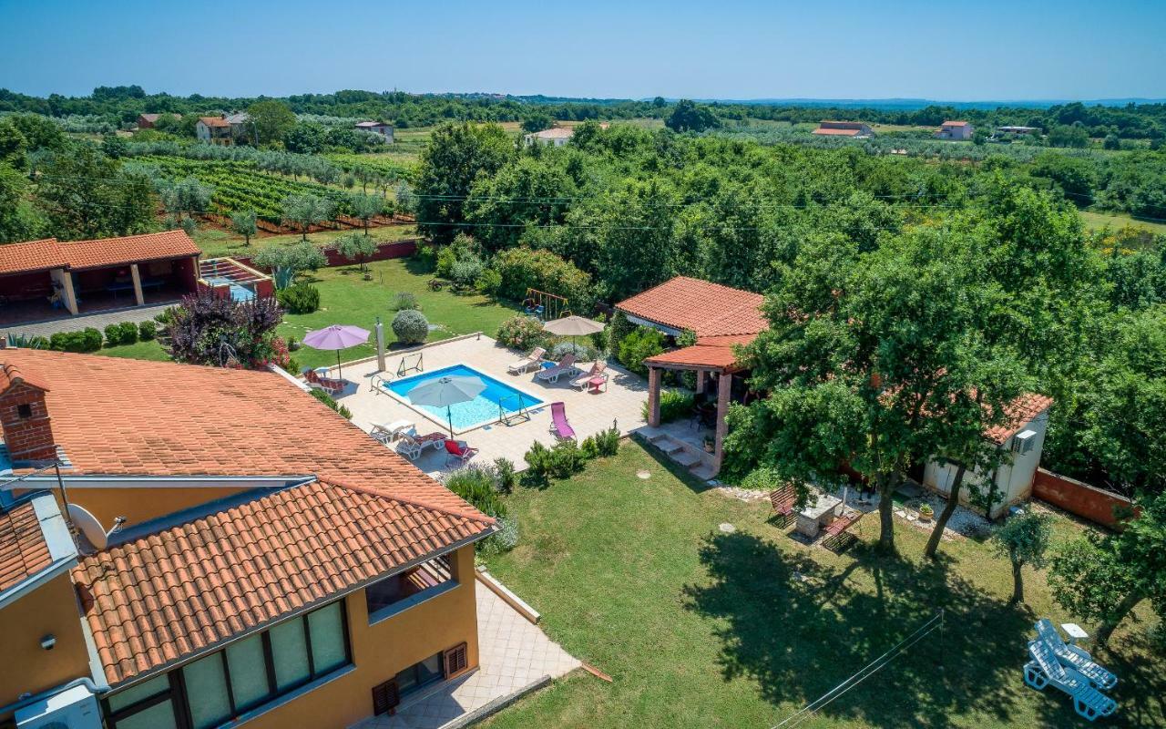 Hacienda Rosemary Villa Muntić Buitenkant foto