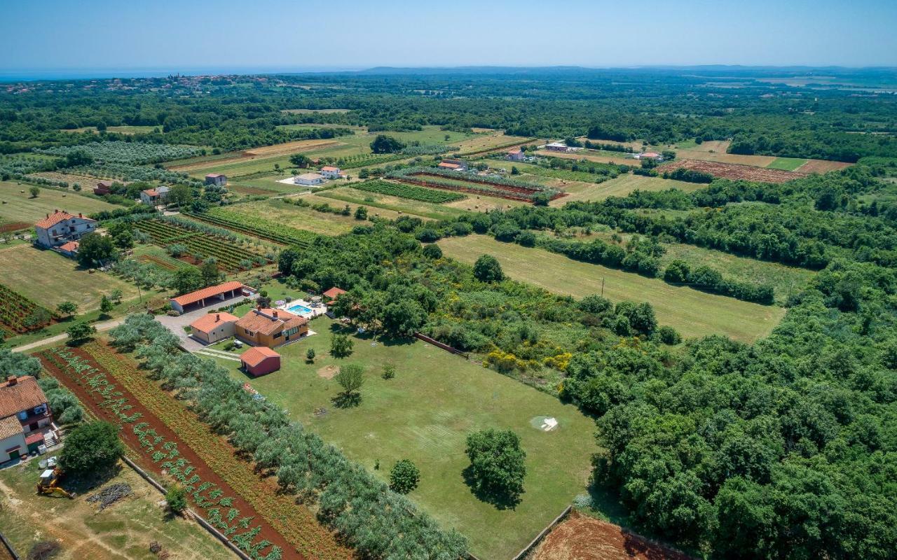 Hacienda Rosemary Villa Muntić Buitenkant foto